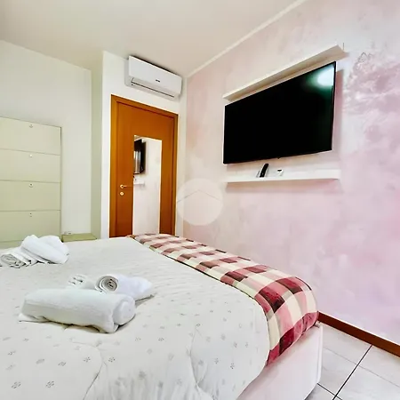 Lagomaggio Apartment *